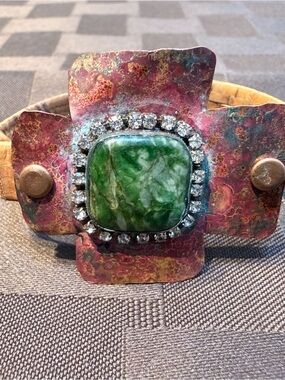 Artisan Handcrafted Copper Cuff
Bracelet - UV Reactive Neon Green Opal
Matrix